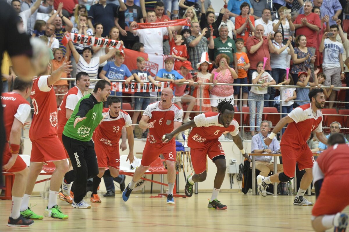 Titlu în alb și roșu » Dinamo a învins CSM București în meciul decisiv și a câștigat campionatul la handbal masculin