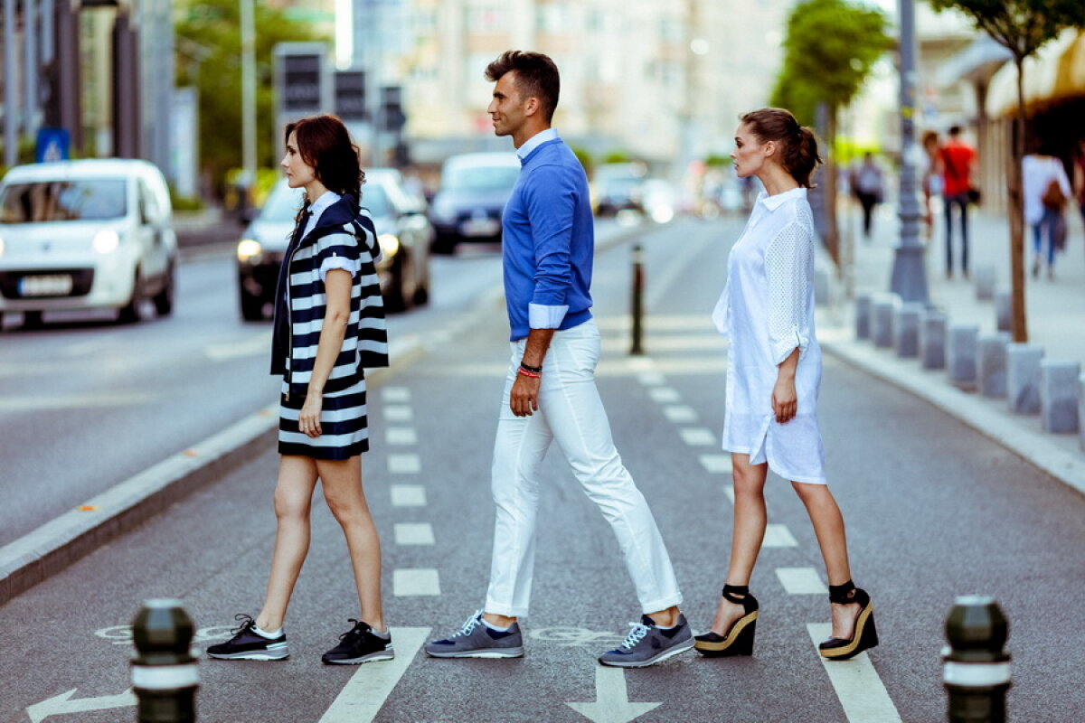 FOTO Horia Tecău a fost model pentru o zi! Ședință foto în mijlocul Bucureștiului