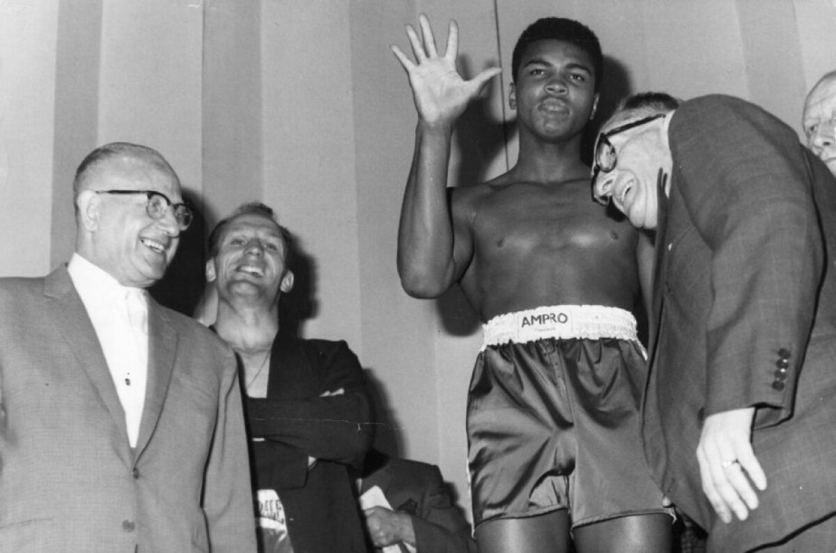GALERIE FOTO Cele mai tari imagini din cariera lui Muhammad Ali » Fotografii memorabile pe care nu le-ai mai văzut