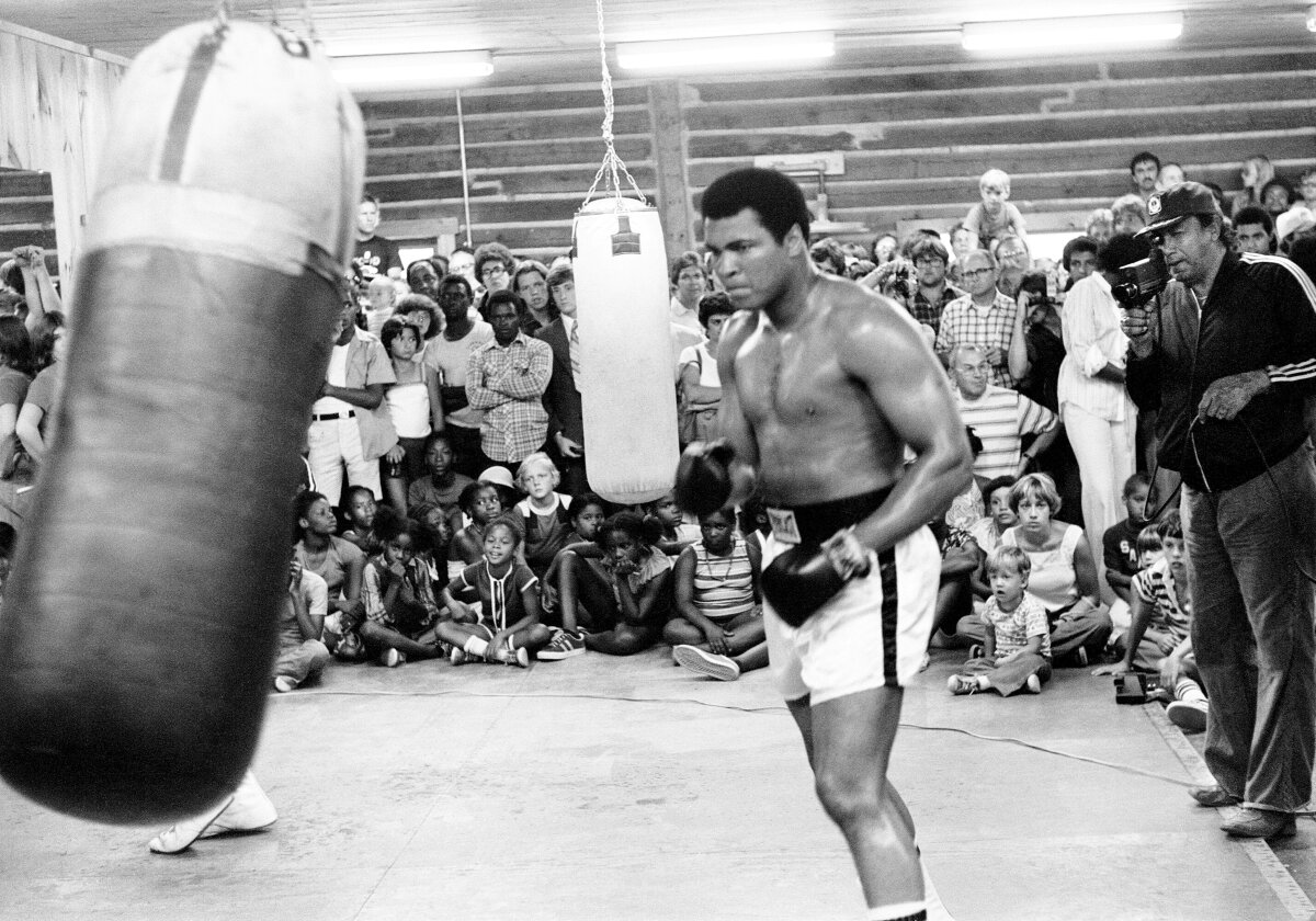 GALERIE FOTO Cele mai tari imagini din cariera lui Muhammad Ali » Fotografii memorabile pe care nu le-ai mai văzut