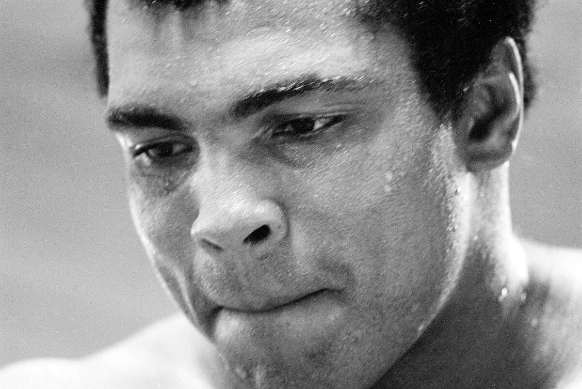 GALERIE FOTO Cele mai tari imagini din cariera lui Muhammad Ali » Fotografii memorabile pe care nu le-ai mai văzut