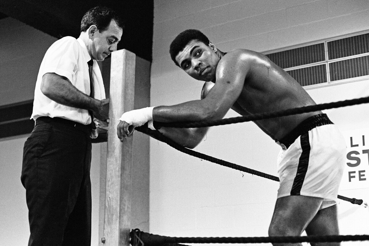 GALERIE FOTO Cele mai tari imagini din cariera lui Muhammad Ali » Fotografii memorabile pe care nu le-ai mai văzut