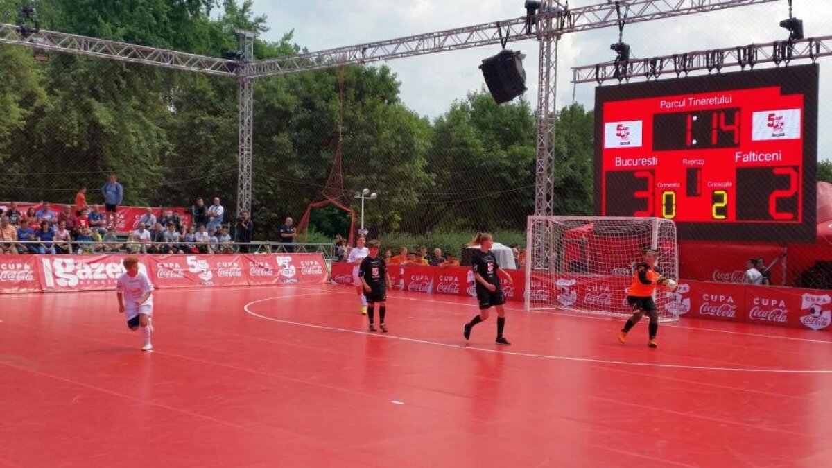 GALERIE FOTO Cupa Coca-Cola și-a desemnat finalistele » Campioana en-titre luptă în continuare pentru titlu