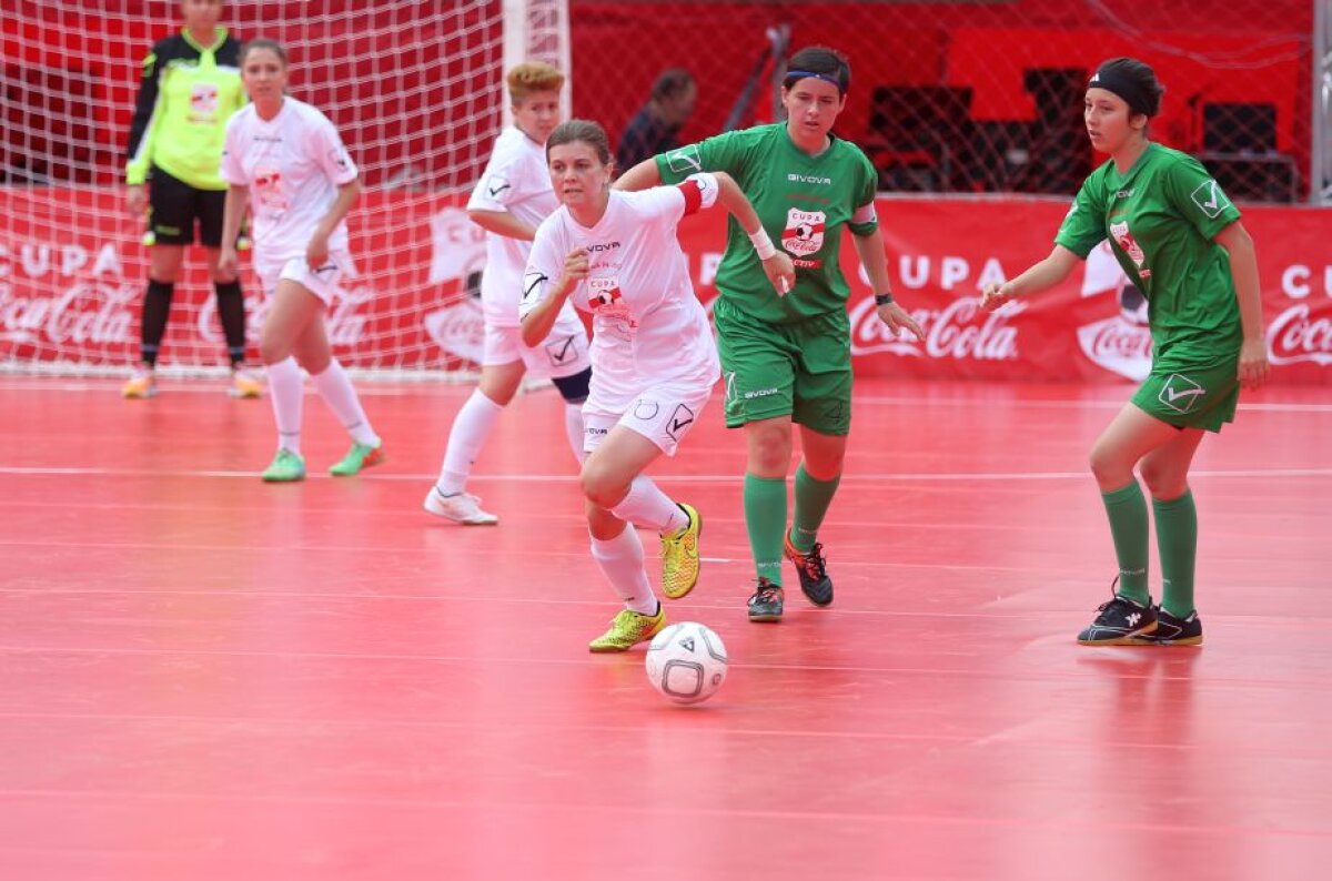 GALERIE FOTO Cupa Coca-Cola și-a desemnat finalistele » Campioana en-titre luptă în continuare pentru titlu