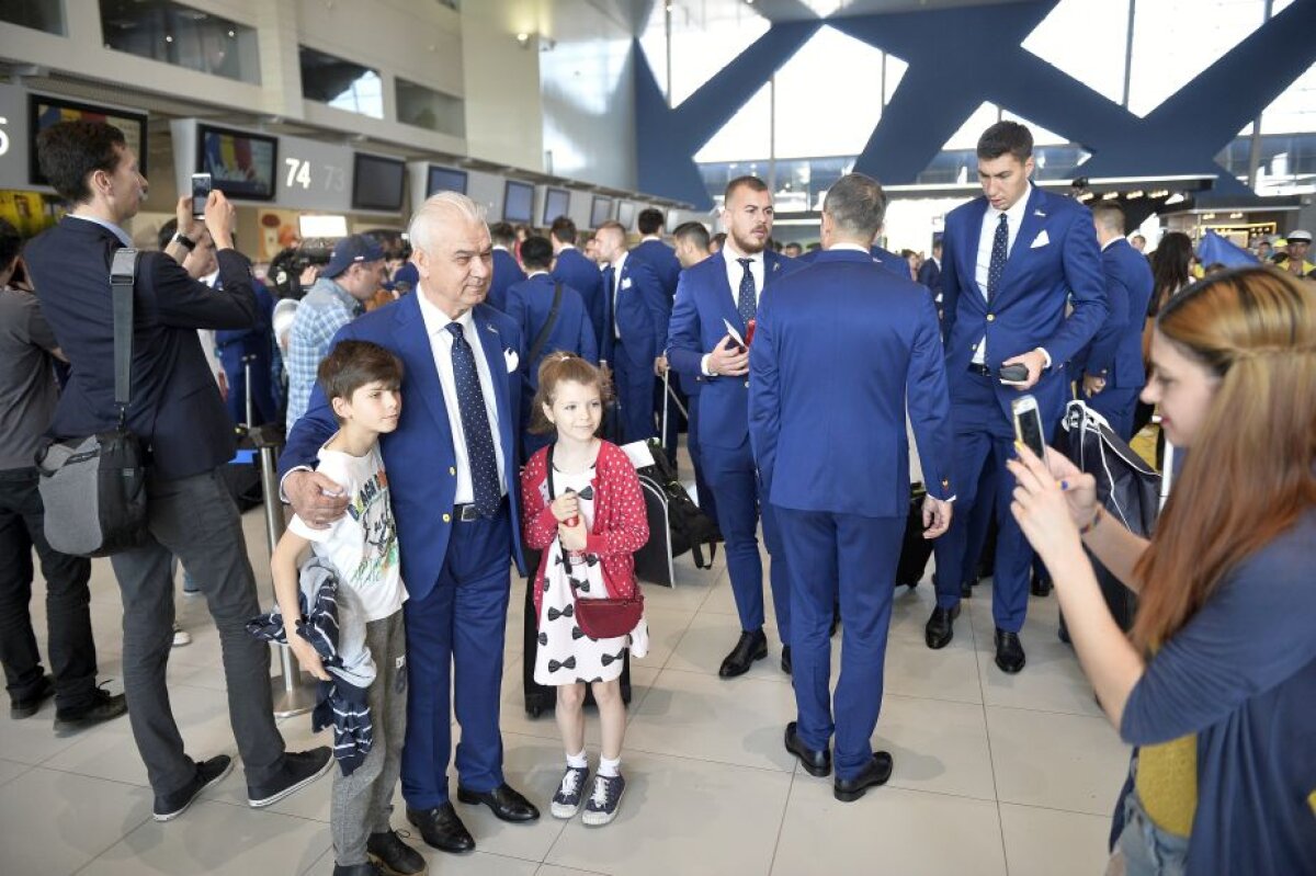 GALERIE FOTO UPDATE România a ajuns în Franța » Astăzi, "tricolorii" au primul antrenament în Paris