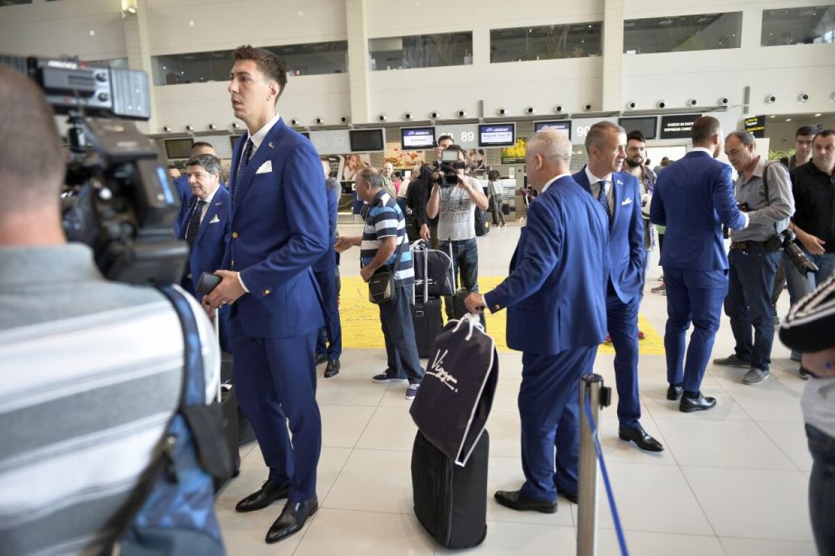 GALERIE FOTO UPDATE România a ajuns în Franța » Astăzi, "tricolorii" au primul antrenament în Paris