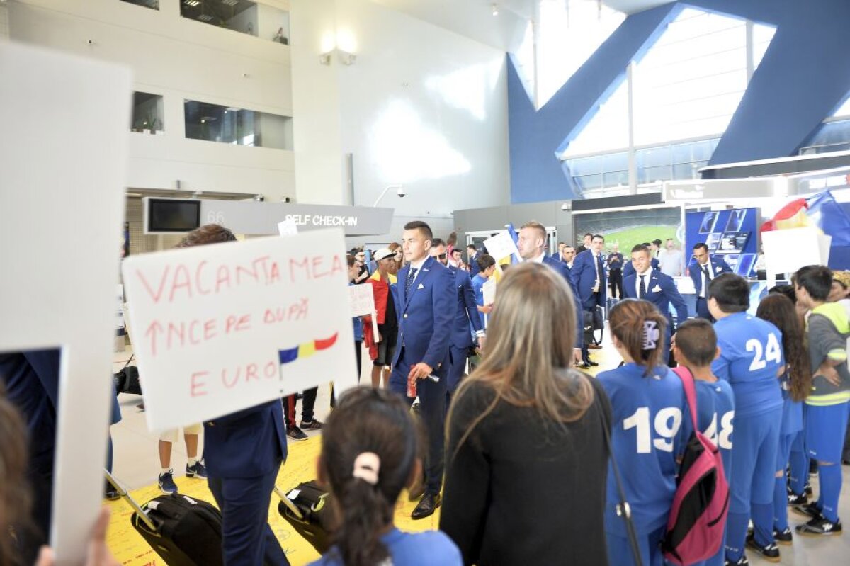 GALERIE FOTO UPDATE România a ajuns în Franța » Astăzi, "tricolorii" au primul antrenament în Paris