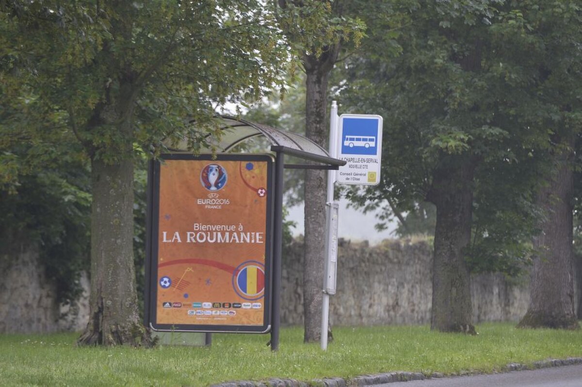 GALERIE FOTO UPDATE România a ajuns în Franța » Astăzi, "tricolorii" au primul antrenament în Paris