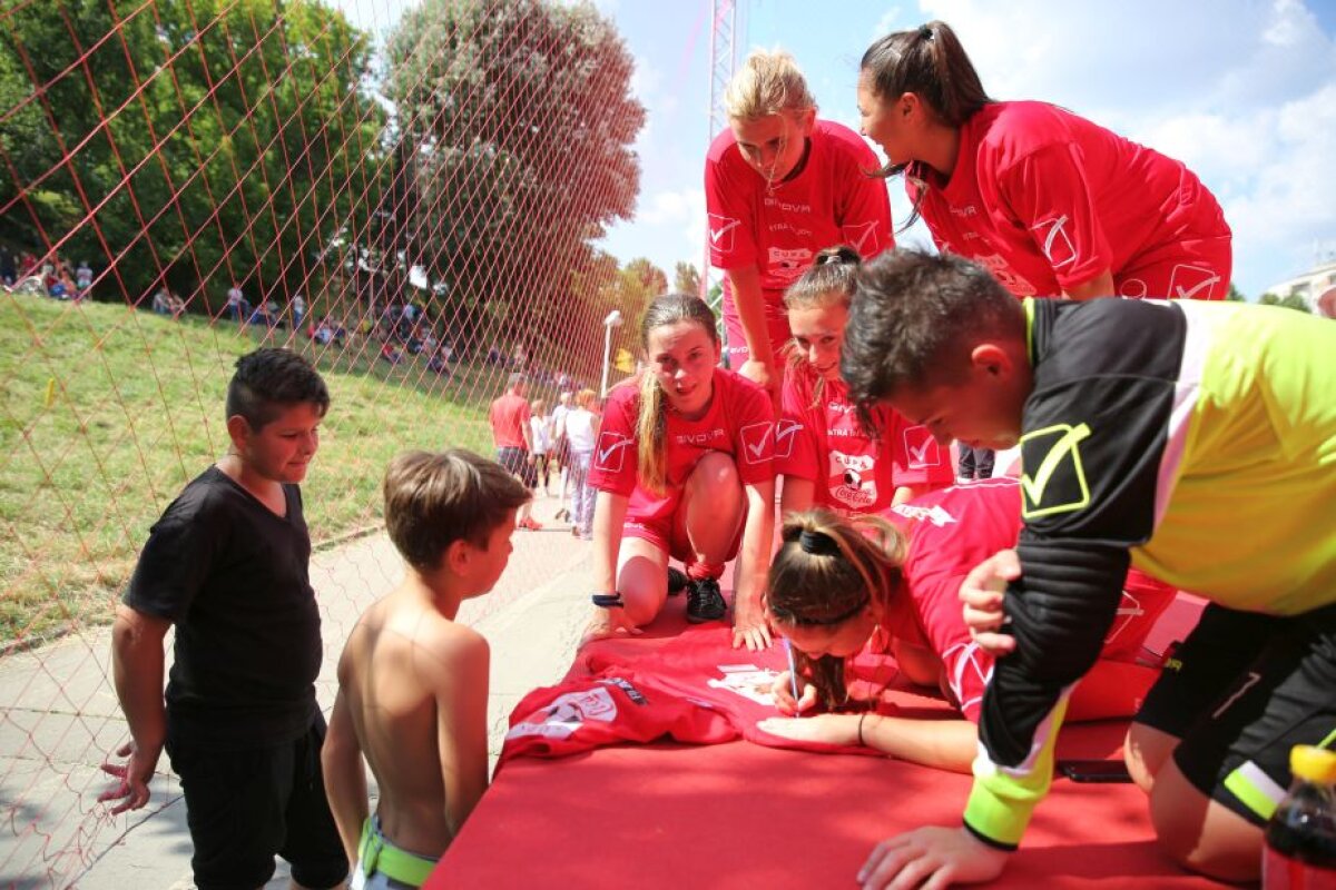 VIDEO+FOTO Bucurie de nedescris în rândul campioanelor Cupei Coca-Cola! » Învinsele au părăsit terenul în lacrimi