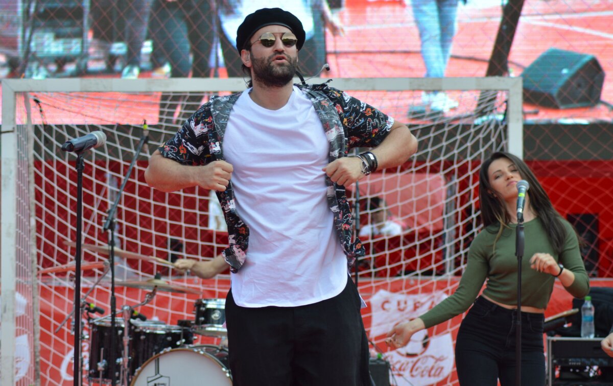 FOTO Smiley a făcut spectacol între finalele Cupei Coca-Cola » Peste 3.000 de oameni l-au urmărit live