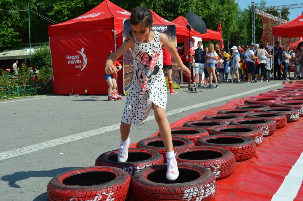 FOTO Un oraș la aer liber » Parcul Tineretului luat cu asalt în timpul finalelor Cupei Coca-Cola