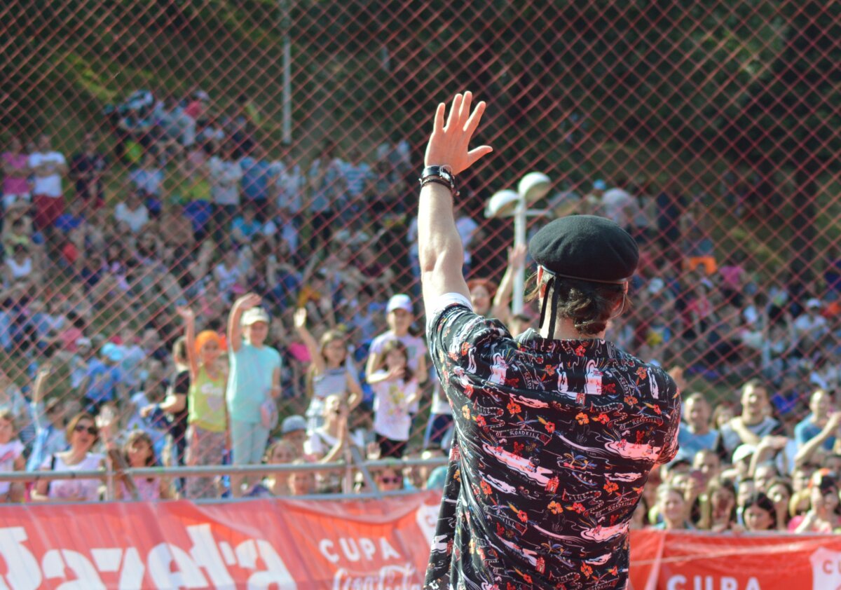 FOTO Un oraș la aer liber » Parcul Tineretului luat cu asalt în timpul finalelor Cupei Coca-Cola