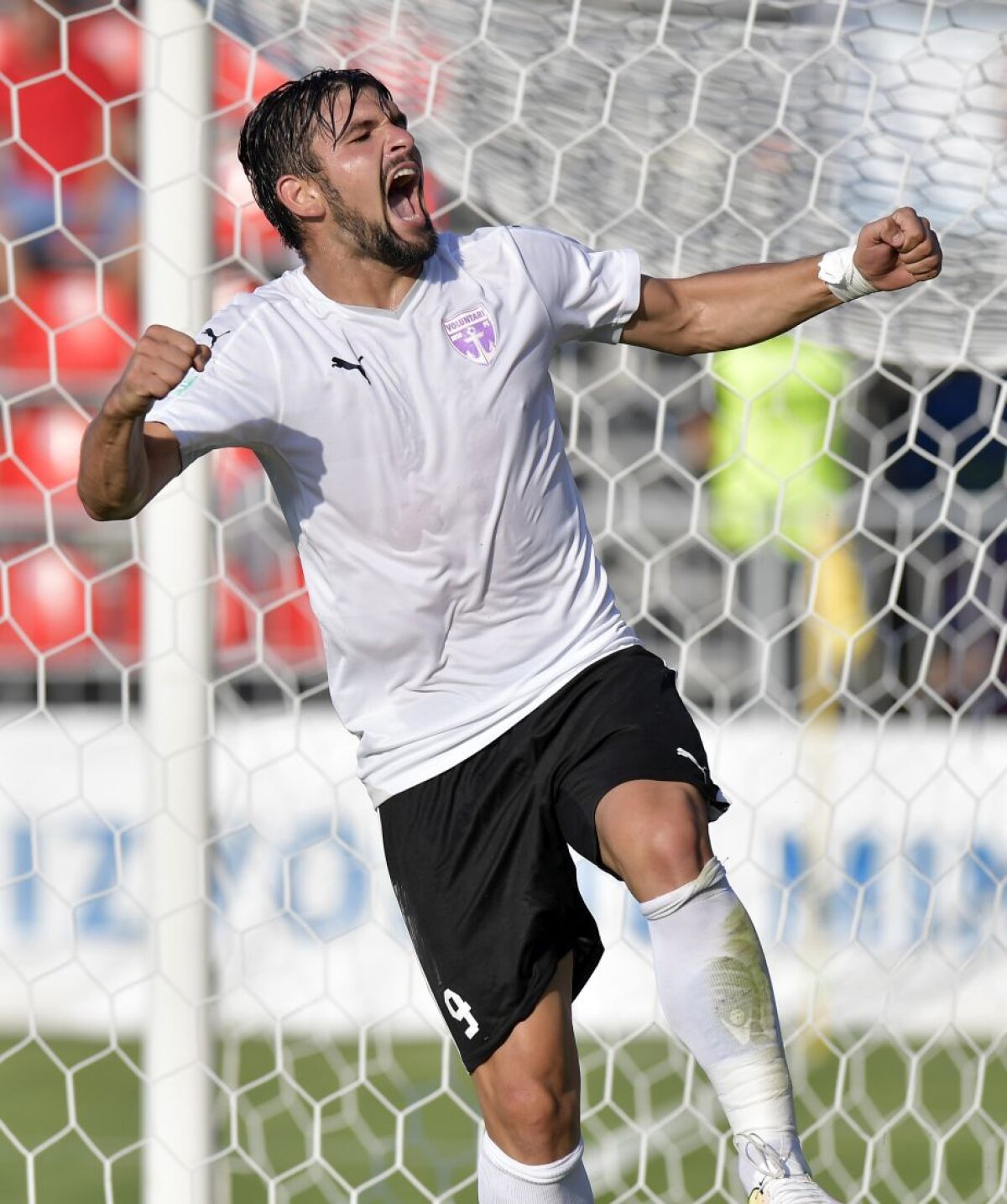 VIDEO+FOTO FC Voluntari a zdrobit UTA în prima manșă a barajului pentru Liga 1