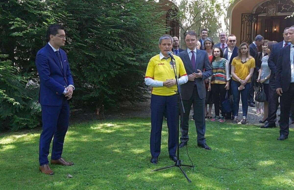 FOTO și VIDEO Corespondență din Franța » Premierul Cioloș, prezent la o recepție la ambasada României în Franța: "Să nu ne fie teamă!"