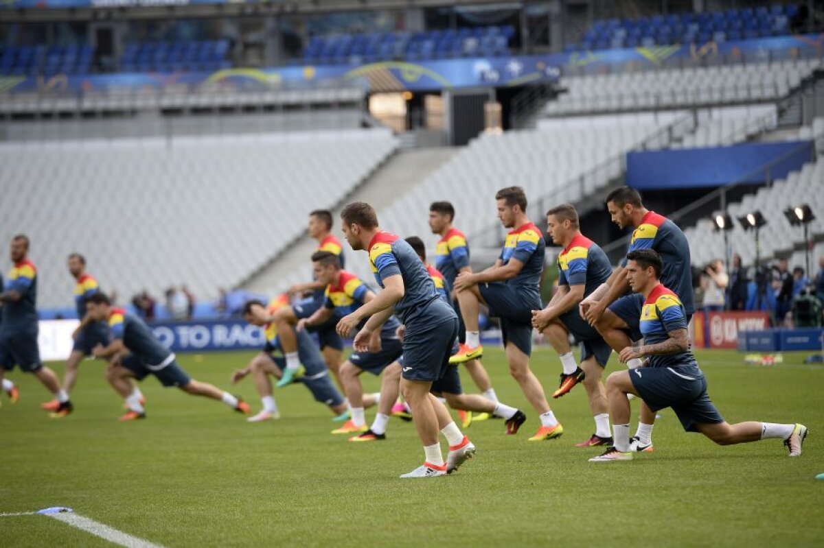 VIDEO+FOTO România a efectuat antrenamentul oficial pe Stade de France!