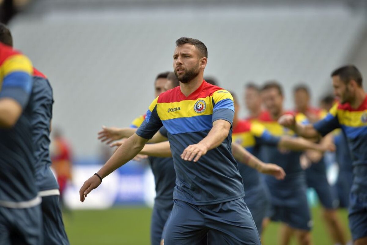 VIDEO+FOTO România a efectuat antrenamentul oficial pe Stade de France!