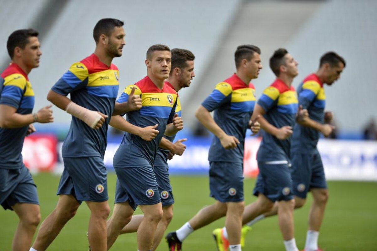 VIDEO+FOTO România a efectuat antrenamentul oficial pe Stade de France!