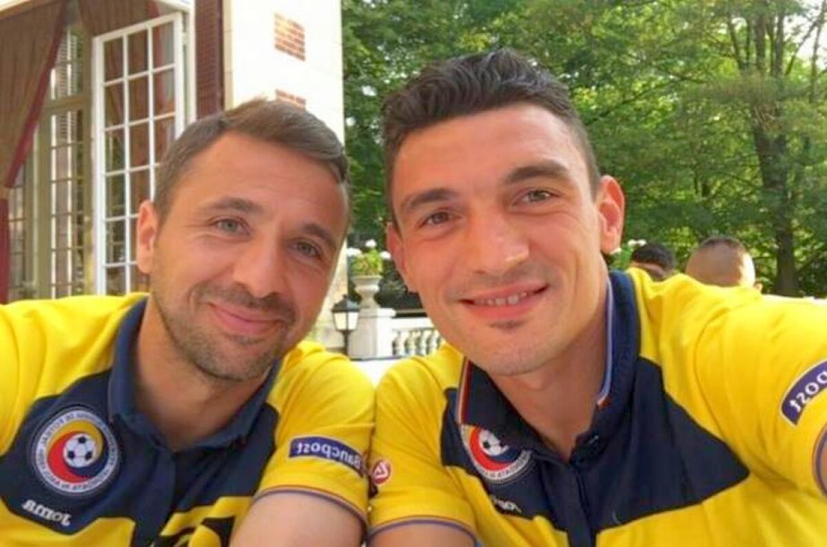 Un interviu altfel! Reporterul Keșeru l-a luat la întrebări pe Sânmărtean prin SMS-uri: "Să vii la ușă în costum de ospătar!" :D