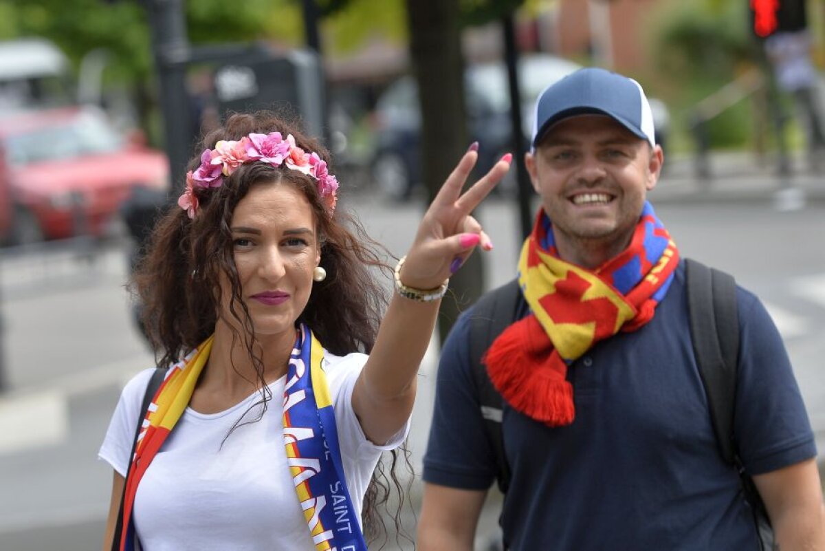 VIDEO+FOTO Fanii României fac spectacol în Paris » Atmosferă de sărbătoare înainte de Franța - România