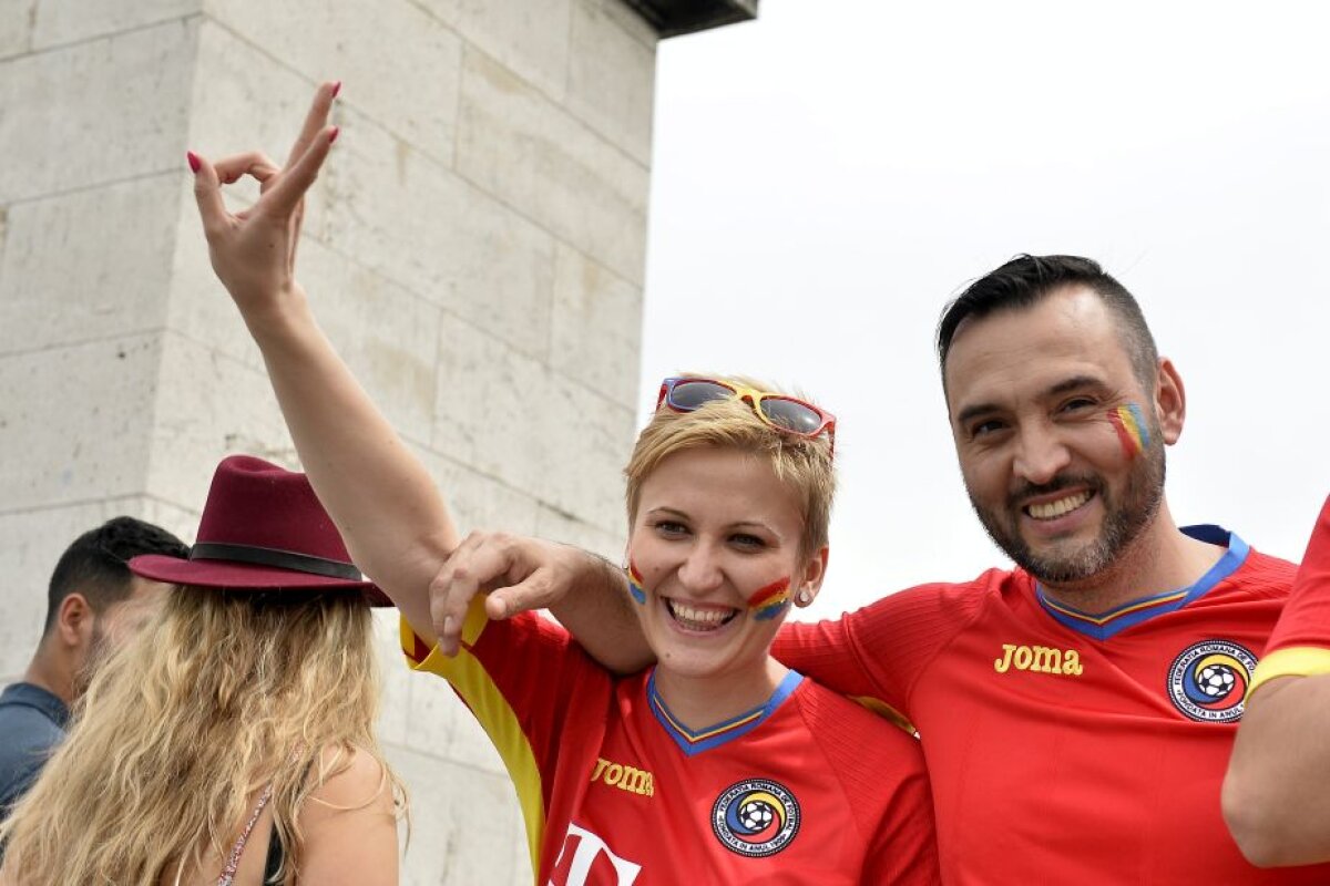 VIDEO+FOTO Fanii României fac spectacol în Paris » Atmosferă de sărbătoare înainte de Franța - România