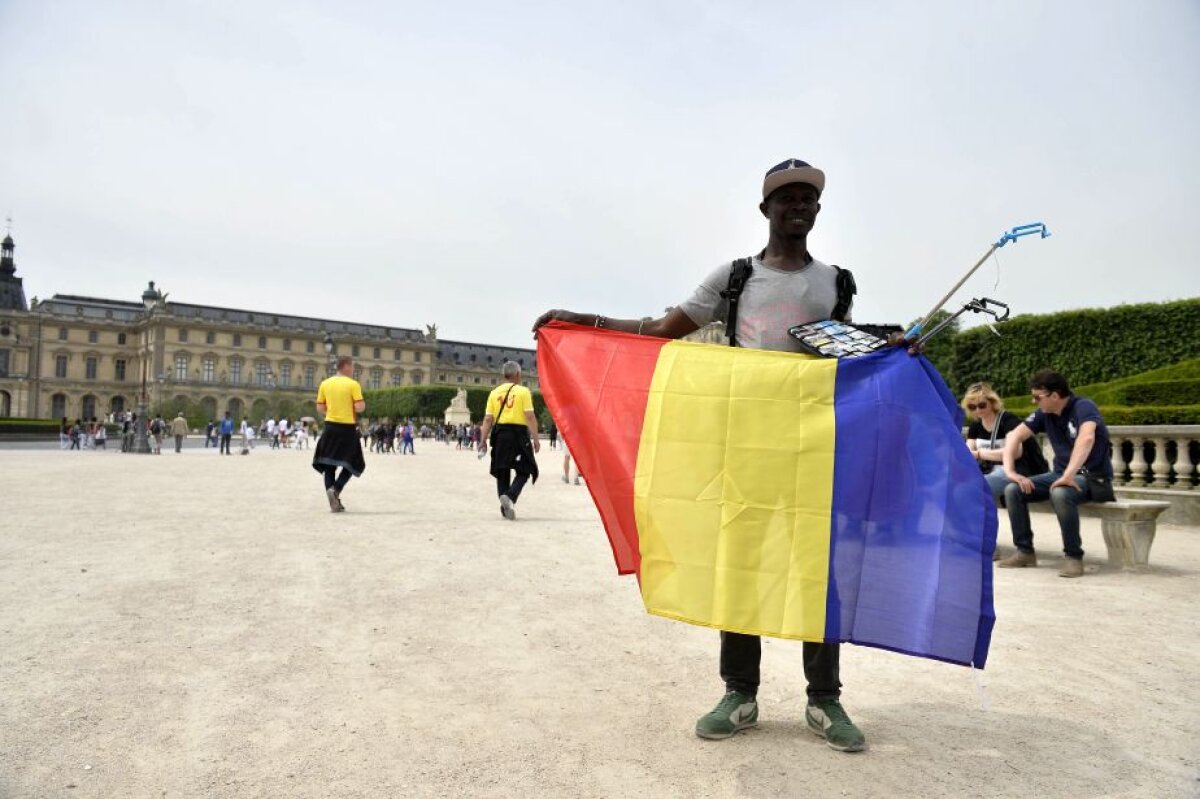 VIDEO+FOTO Fanii României fac spectacol în Paris » Atmosferă de sărbătoare înainte de Franța - România