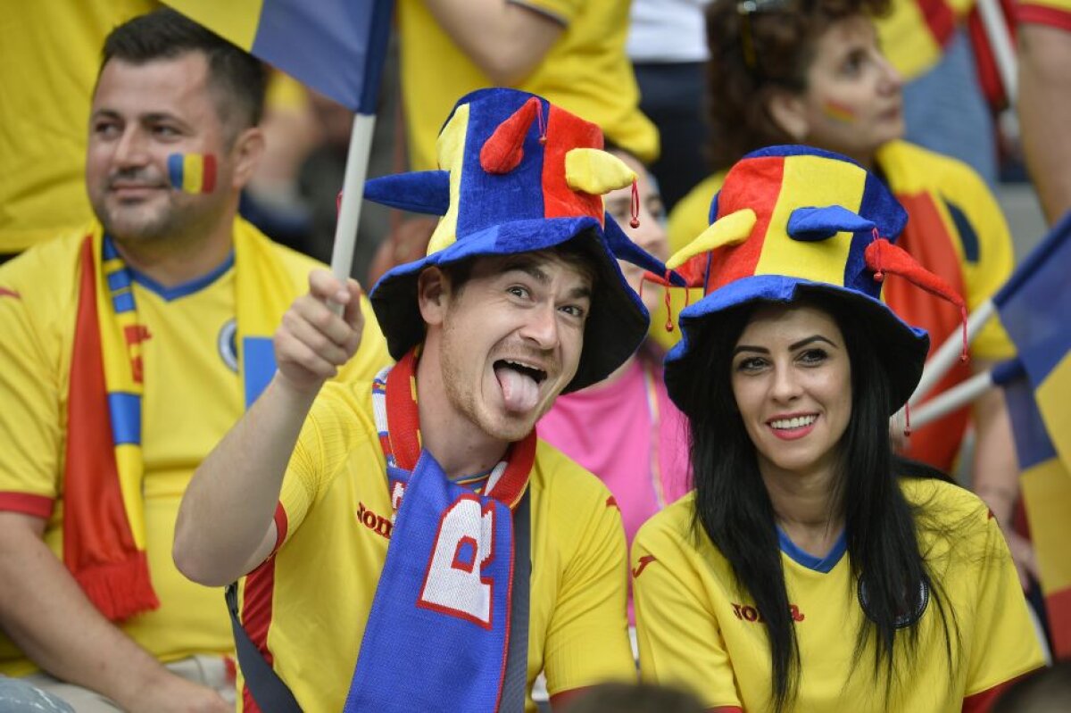 GALERIE FOTO 15 imagini cu cei 10.000 de români care fac spectacol pe Stade de France 