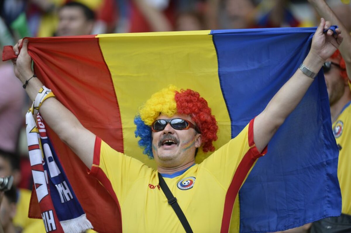 GALERIE FOTO 15 imagini cu cei 10.000 de români care fac spectacol pe Stade de France 