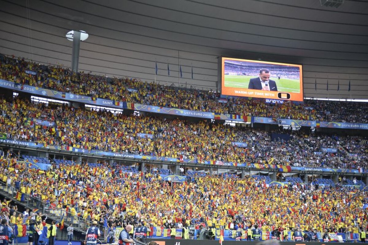 GALERIE FOTO 15 imagini cu cei 10.000 de români care fac spectacol pe Stade de France 