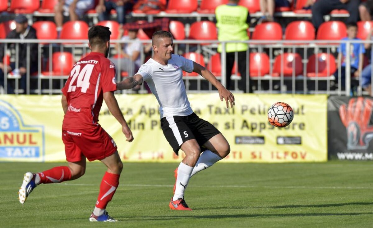 FOTO + VIDEO Scene incredibile la Arad la returul dintre UTA și Voluntari! Gazdele s-au impus, scor 1-0, pe un teren plin de apă, dar ilfovenii sunt cei care continuă în Liga 1