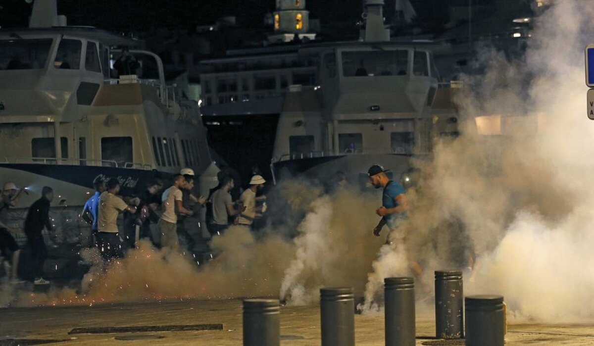 VIDEO + FOTO AFARĂ de la EURO? Rusia, pe masa UEFA » Moment ȘOCANT cu familia lui Joe Hart + ziarele din Europa: "Barbari, bestii sângeroase!"