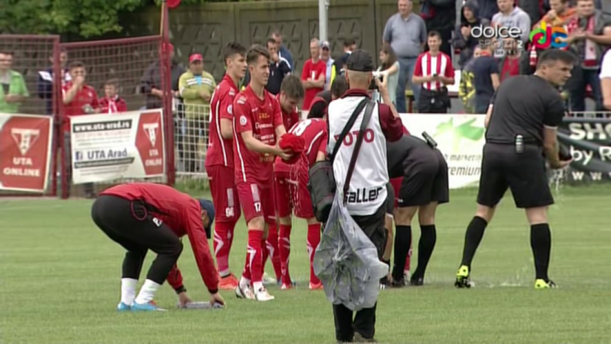 FOTO + VIDEO Scene incredibile la Arad la returul dintre UTA și Voluntari! Gazdele s-au impus, scor 1-0, pe un teren plin de apă, dar ilfovenii sunt cei care continuă în Liga 1
