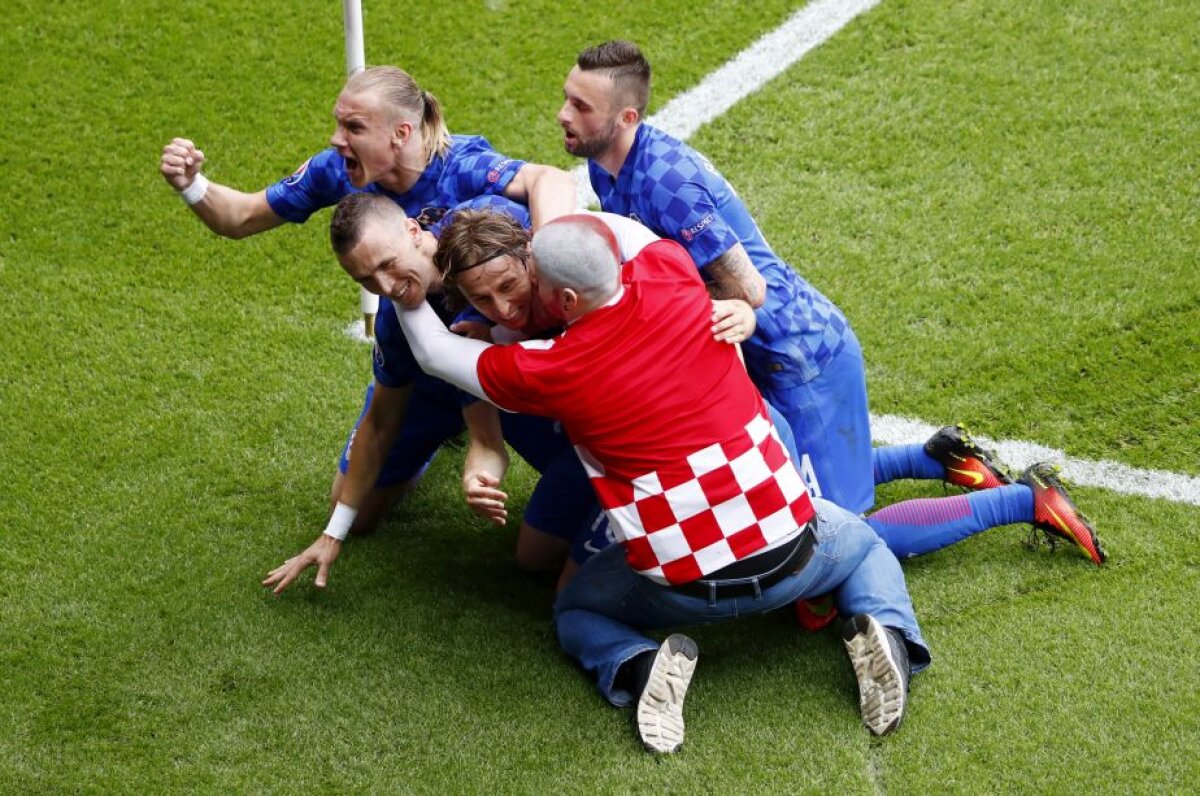 VIDEO+FOTO Meci cu scântei la EURO 2016! Croația a învins Turcia cu un supergol marcat de Modrici