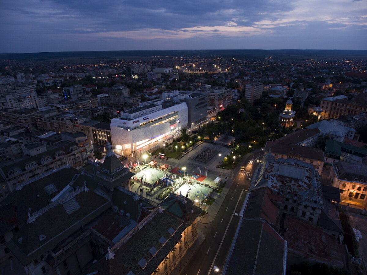 GALERIE FOTO Sârbii au cucerit Craiova, iar Nicușor Bancu pleacă la Euro pe bicicletă