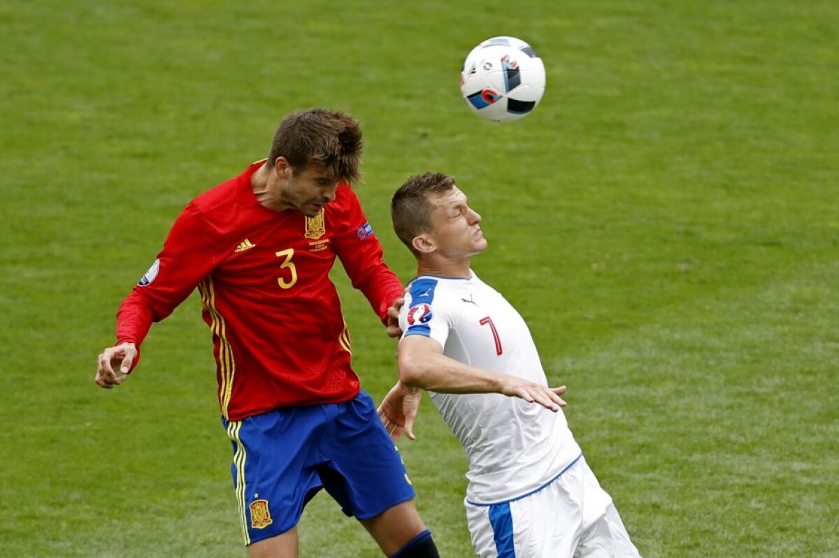 VIDEO + FOTO Victorie chinuită pentru Spania în primul meci de la EURO! Golul lui Pique din final îi salvează pe iberici