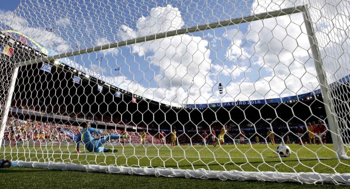 GALERIE FOTO Golul României în 20 de imagini! Cum a scos Chipciu penalty + execuția lui Bogdan Stancu și bucuria de după reușită