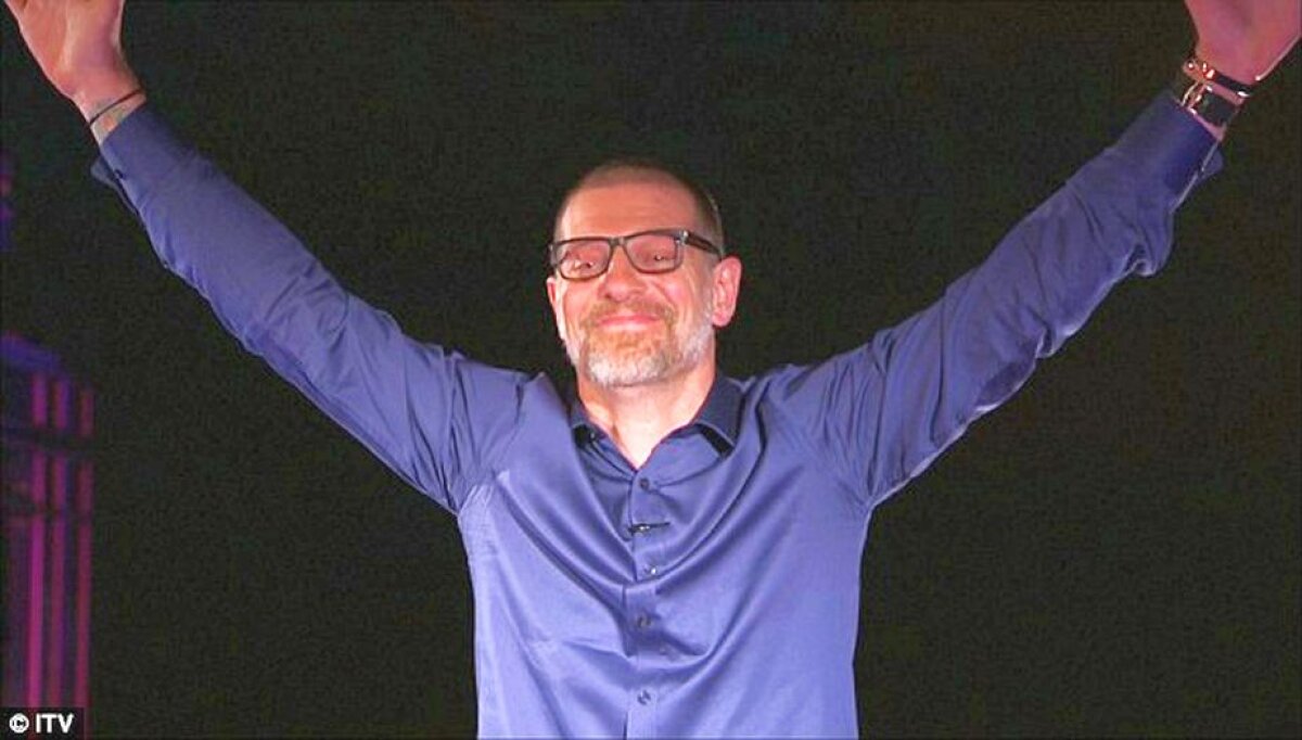 VIDEO + FOTO Slaven Bilici a făcut spectacol după golul lui Payet » Antrenorul s-a urcat pe masă în direct la TV