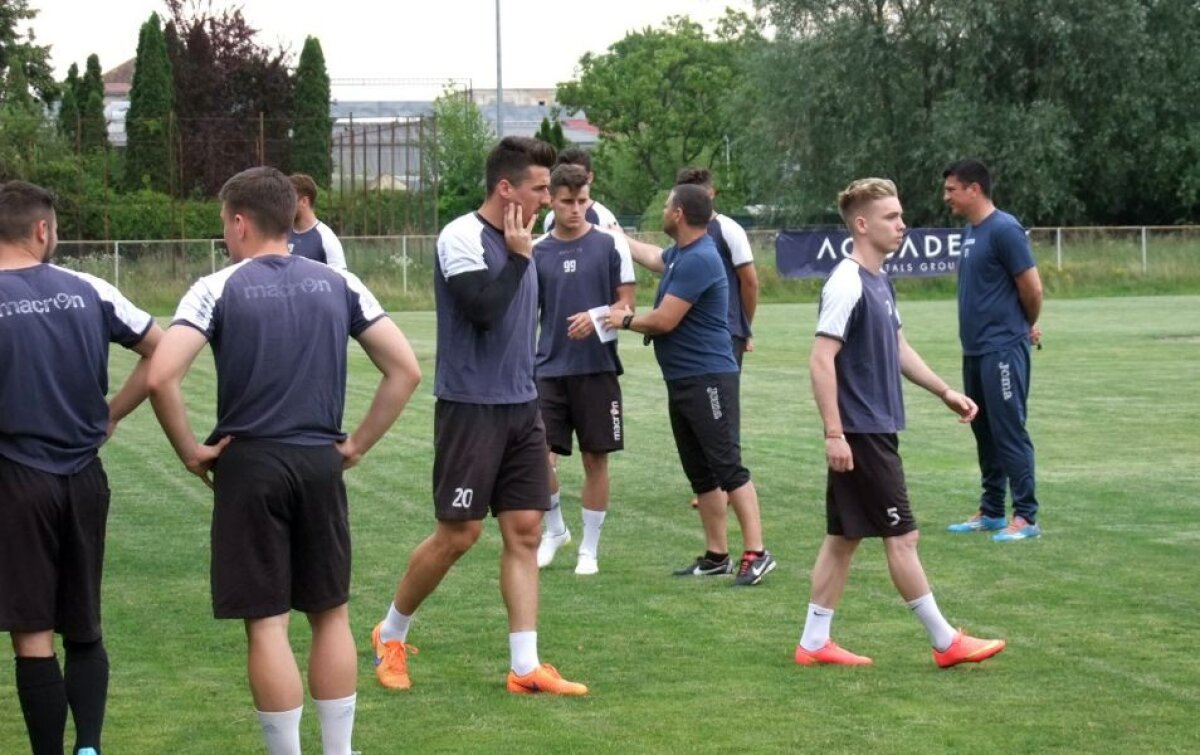 FOTO ACS Poli s-a reunit cu tineretul » Ionuț Popa, despre posibiltatea de a lua locul Rapidului în Liga I: ”Se va face o manevră”