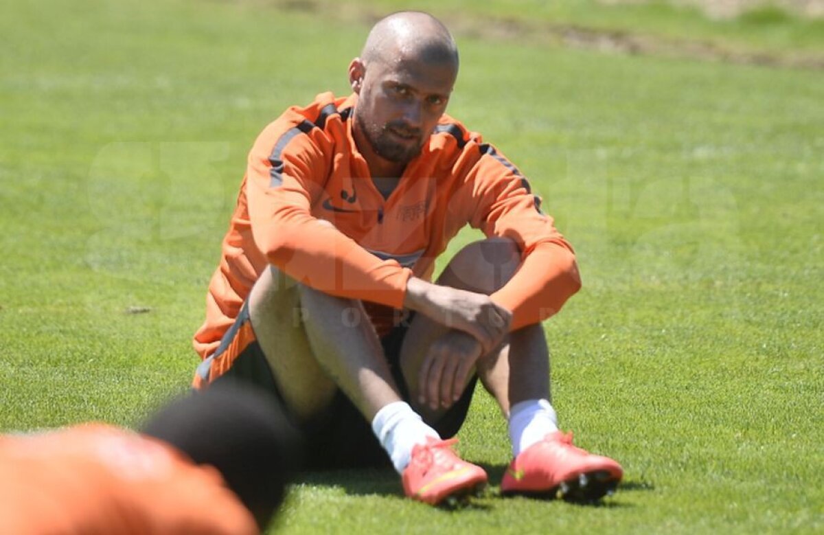 GALERIE FOTO Steliștii s-au antrenat în premieră, în stagiul din Slovenia, în noile echipamente » Achizițiile au tras tare, dar Tamaș a luat prim-planul