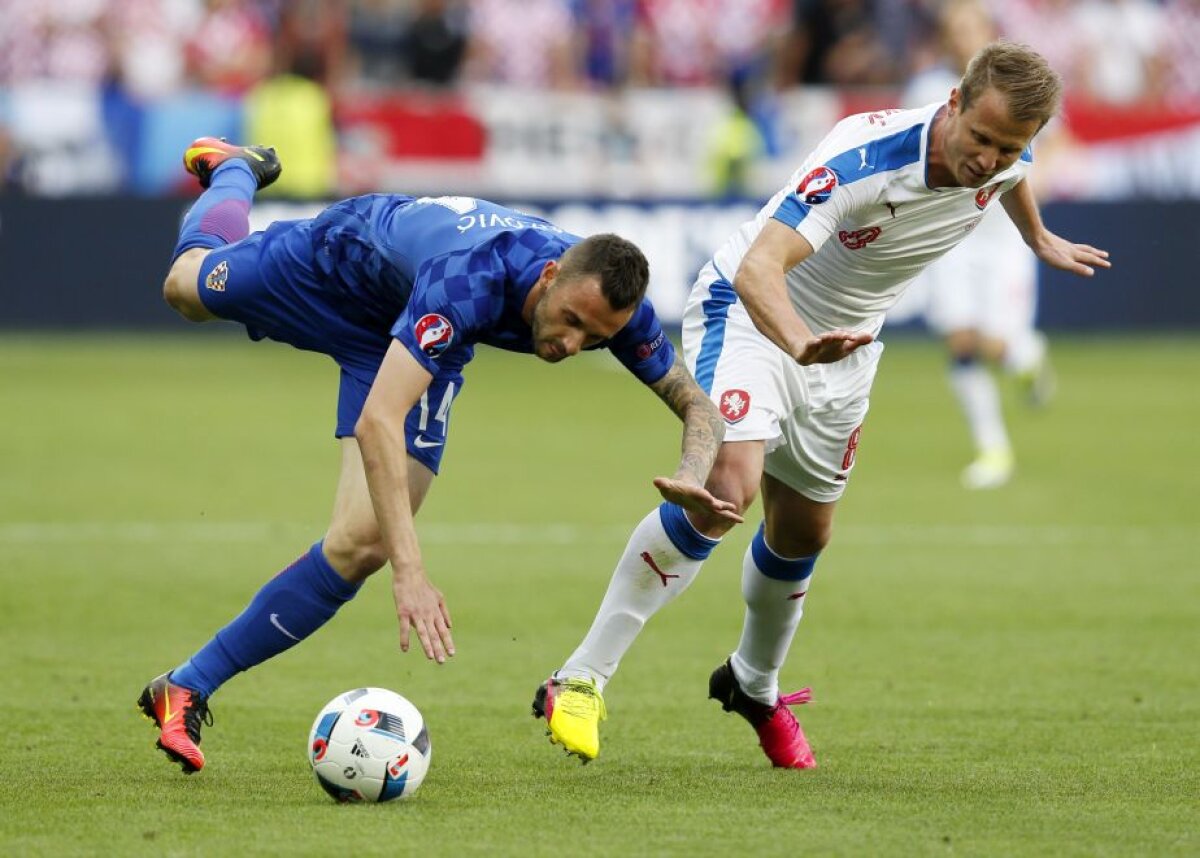 VIDEO+FOTO Sabotată de propriii fani! Croația a scăpat victoria printre degete în meciul cu Cehia, scor 2-2