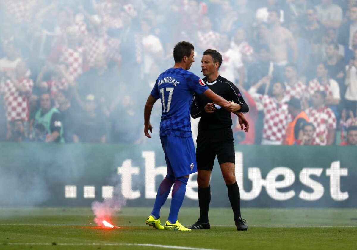 VIDEO+FOTO Sabotată de propriii fani! Croația a scăpat victoria printre degete în meciul cu Cehia, scor 2-2