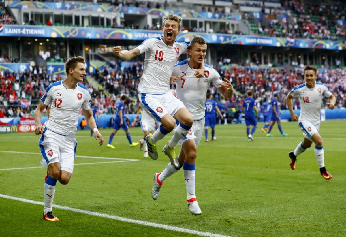 VIDEO+FOTO Sabotată de propriii fani! Croația a scăpat victoria printre degete în meciul cu Cehia, scor 2-2