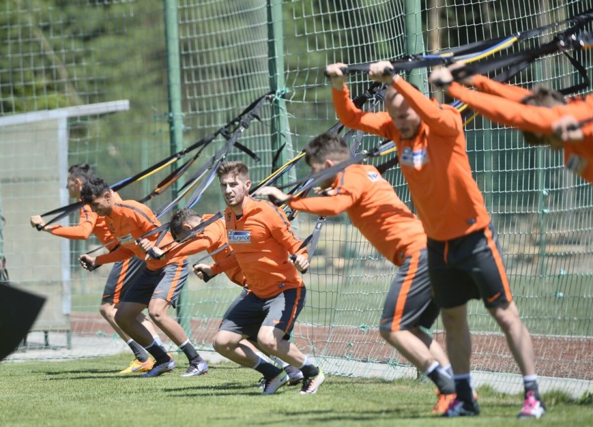 FOTO "Portocala mecanică" » Steaua a ajuns în Slovenia, iar Reghe a comandat antrenamente dure. Nu mai e Neubert, însă a rămas multă sudoare