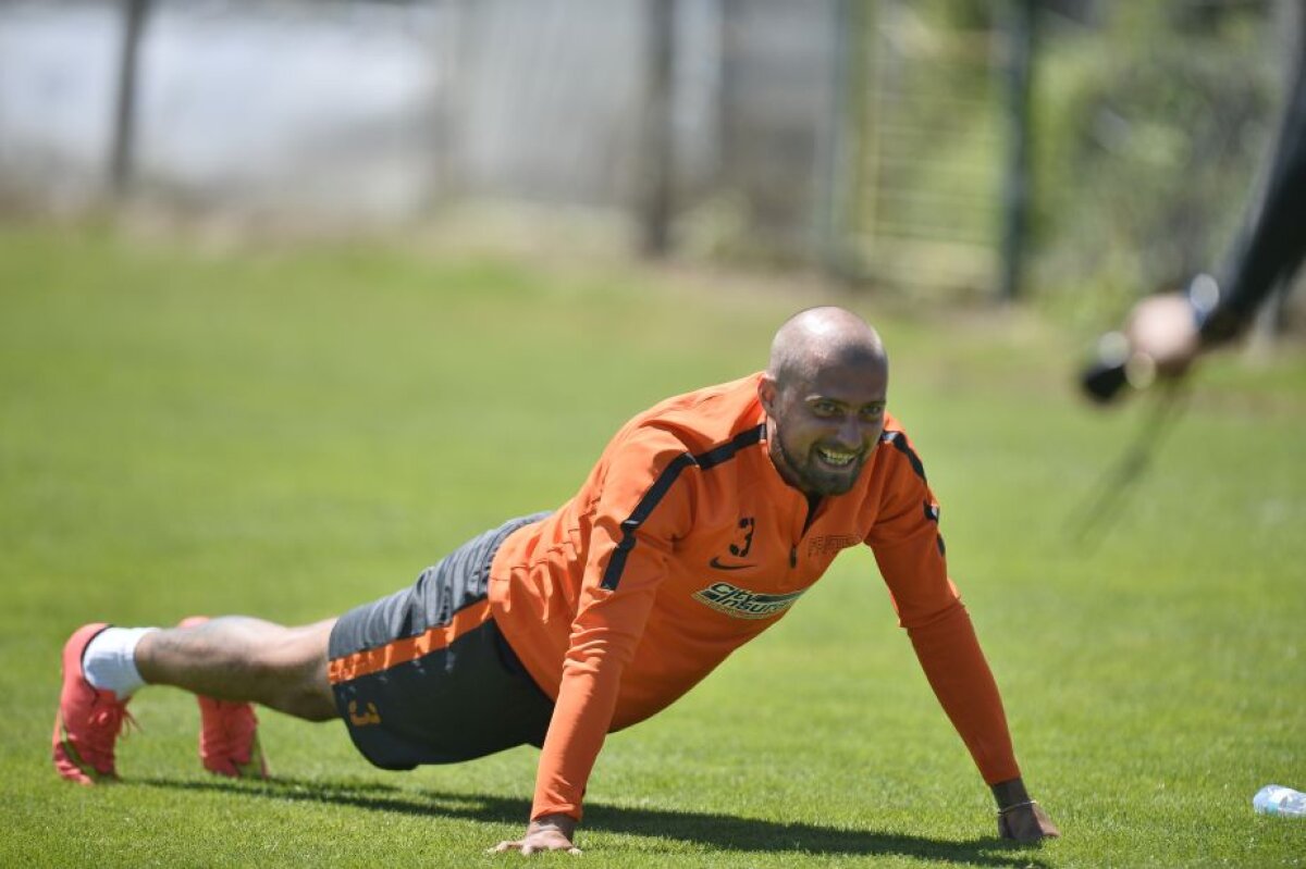 FOTO "Portocala mecanică" » Steaua a ajuns în Slovenia, iar Reghe a comandat antrenamente dure. Nu mai e Neubert, însă a rămas multă sudoare