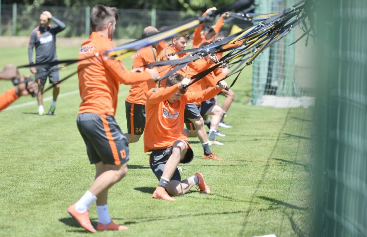 FOTO "Portocala mecanică" » Steaua a ajuns în Slovenia, iar Reghe a comandat antrenamente dure. Nu mai e Neubert, însă a rămas multă sudoare