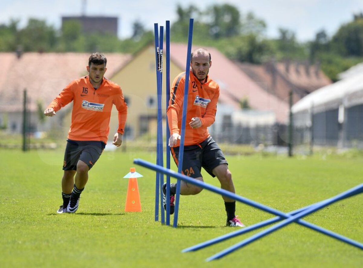 GALERIE FOTO A doua zi de antrenamente pentru Steaua, în Slovenia » Reguli stricte impuse de veteranii echipei