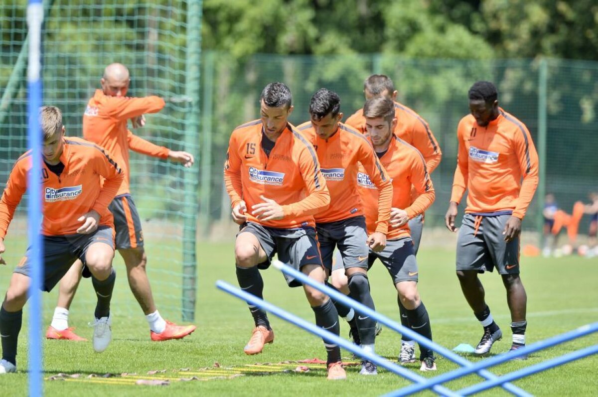 GALERIE FOTO A doua zi de antrenamente pentru Steaua, în Slovenia » Reguli stricte impuse de veteranii echipei