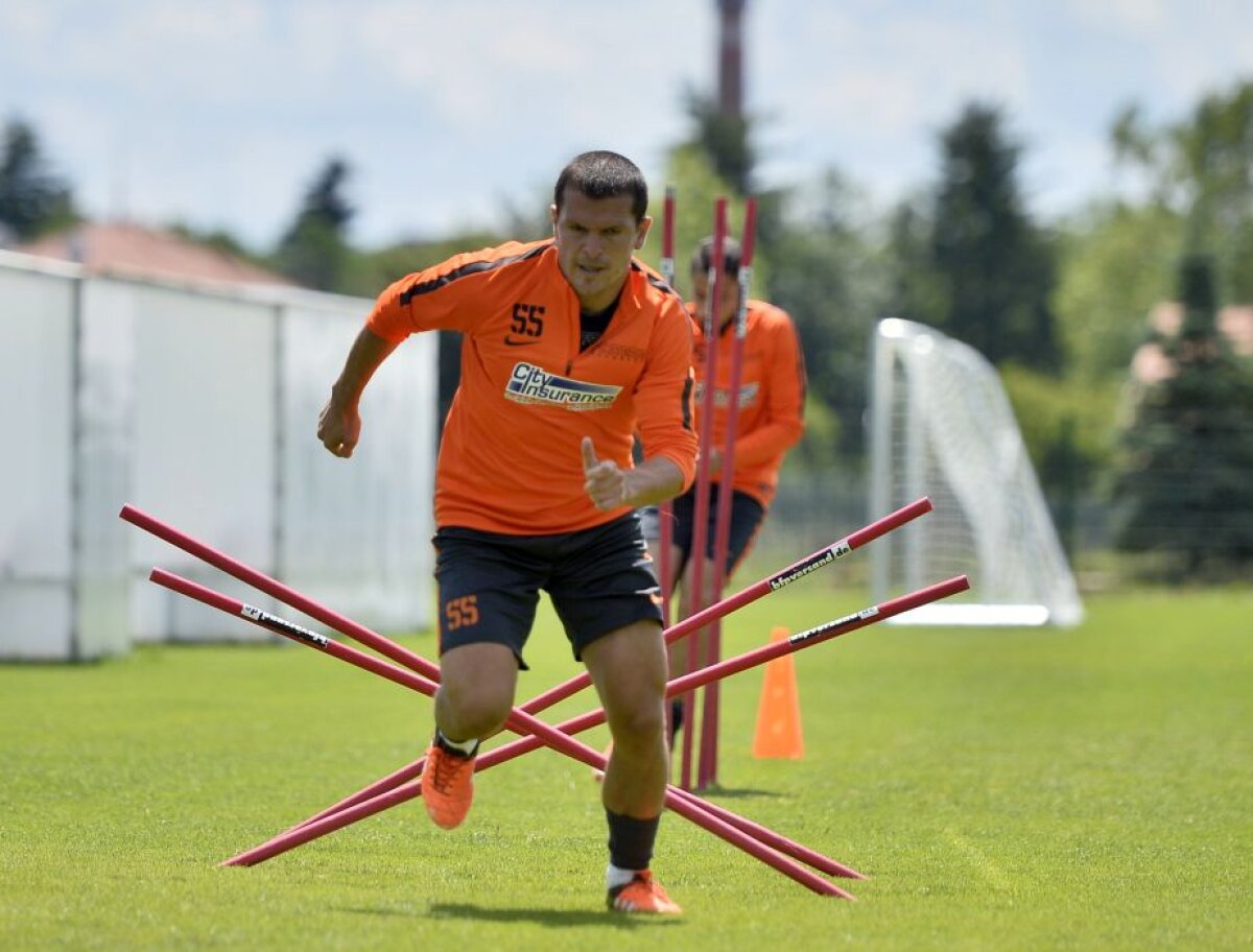 CORESPONDENȚĂ DIN SLOVENIA » VIDEO+FOTO Program draconic de antrenament impus de Reghe pentru ca steliștii să nu mai cadă fizic pe finalul meciurilor