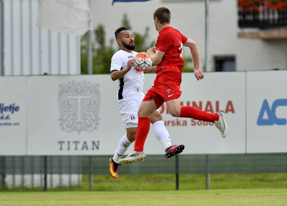 CORESPONDENȚĂ DIN SLOVENIA » FOTO Şumudică-show la amicalul Astrei! De la «naţionala joacă jalnic» la «îi iau eu ţigări un an lui Alibec dacă dă gol în Franţa». Dezvăluie: "Am ratat un supercontract zilele astea"