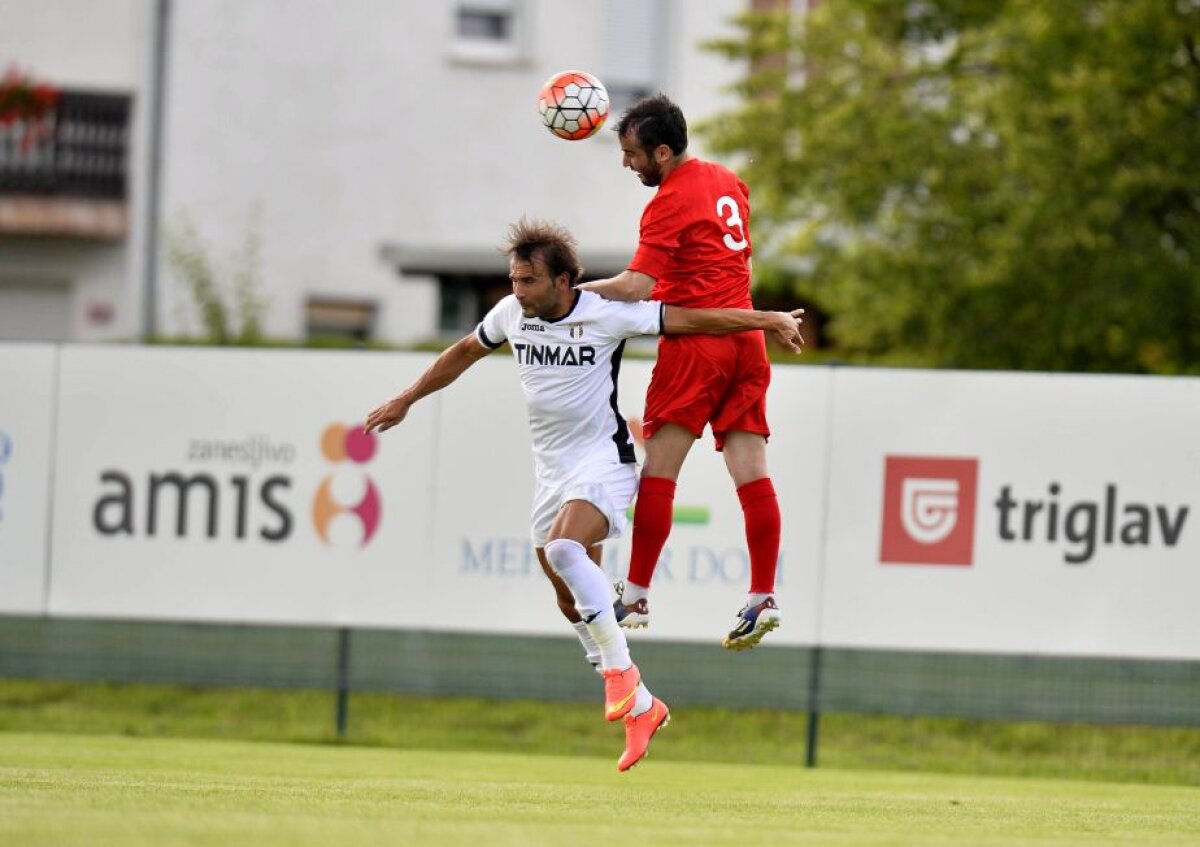 CORESPONDENȚĂ DIN SLOVENIA » FOTO Şumudică-show la amicalul Astrei! De la «naţionala joacă jalnic» la «îi iau eu ţigări un an lui Alibec dacă dă gol în Franţa». Dezvăluie: "Am ratat un supercontract zilele astea"