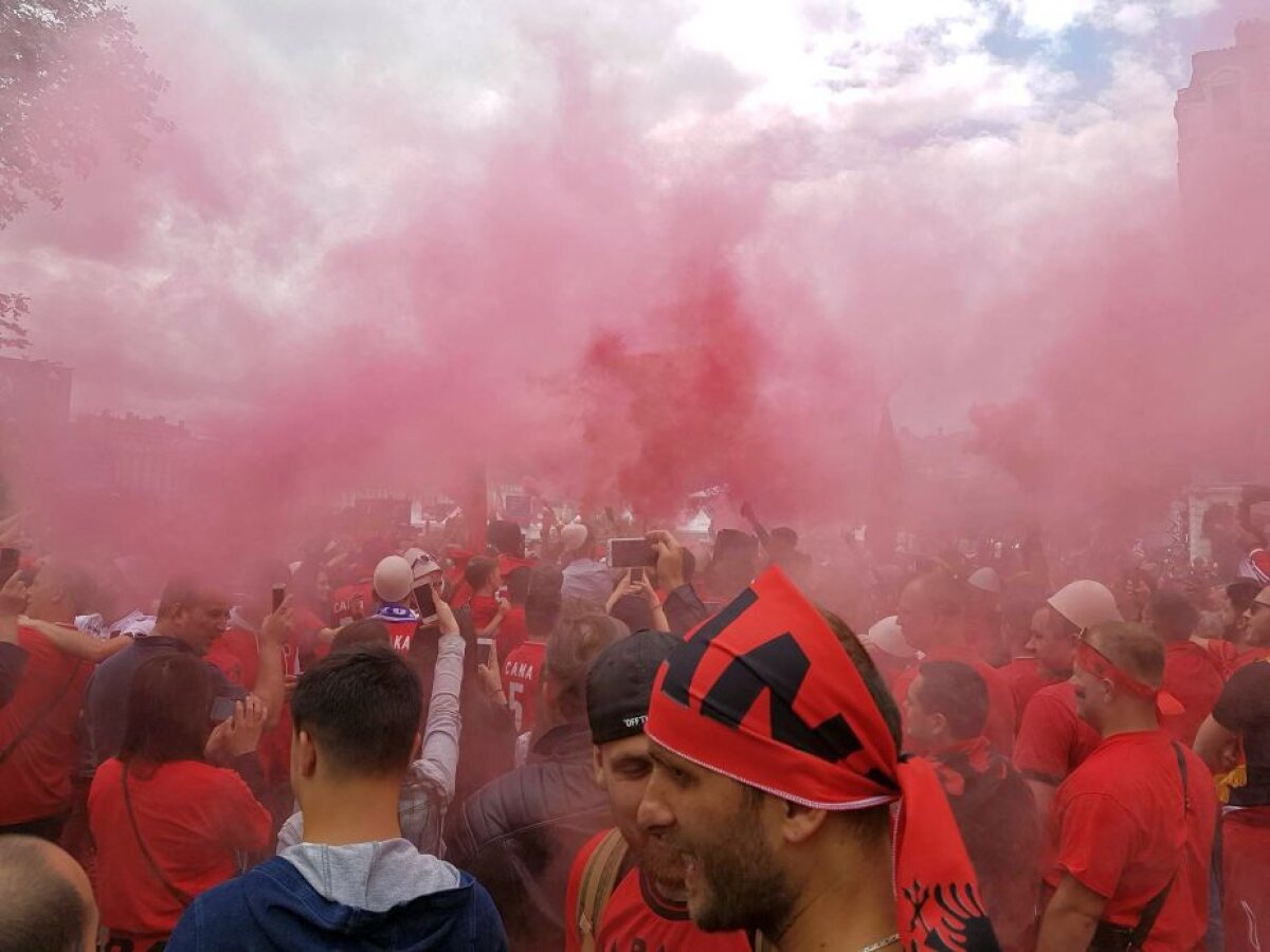 ROMÂNIA-ALBANIA. VIDEO+FOTO Albanezii fac spectacol pe străzile din Lyon! Număr GIGANTIC anunțat pentru diseară